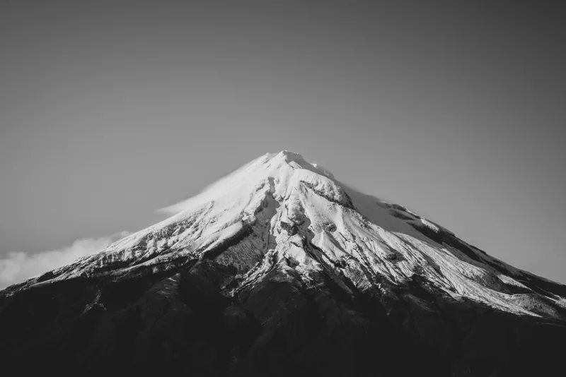 Summit, Pouakai Circuit Reflective Tarn, Taranaki, NZ